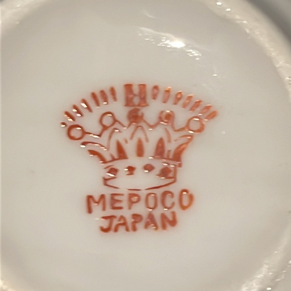 Unusual Mepoco vintage cup & saucer set - figural handle Victorian Lady & Butler - Picture 13 of 16